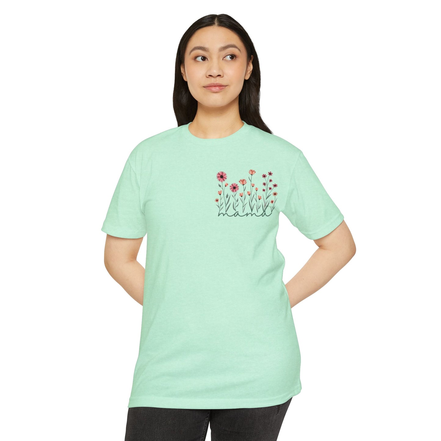 Minimalist Mother’s Day T-Shirt – Simple Heart Design Gift for Moms
