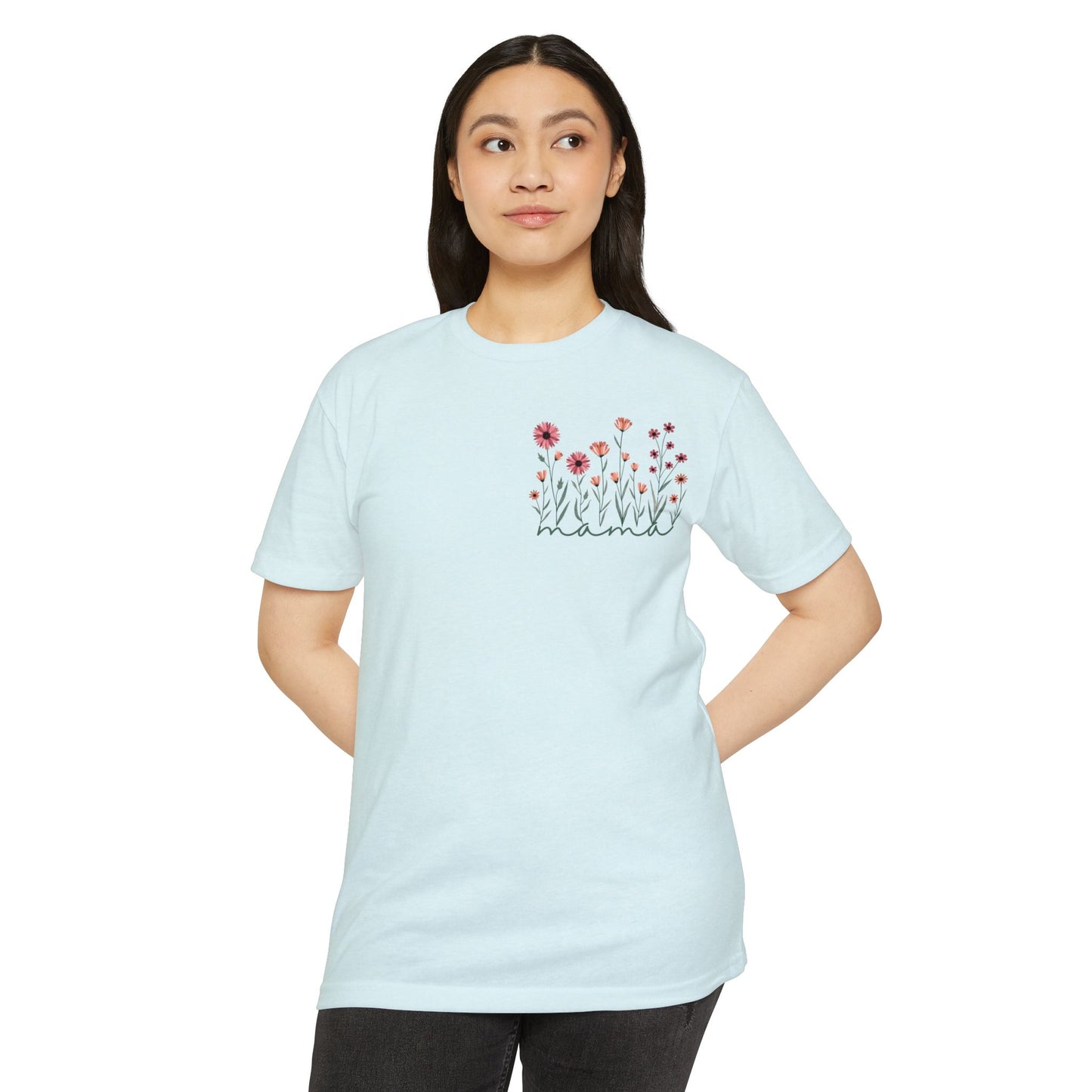 Minimalist Mother’s Day T-Shirt – Simple Heart Design Gift for Moms