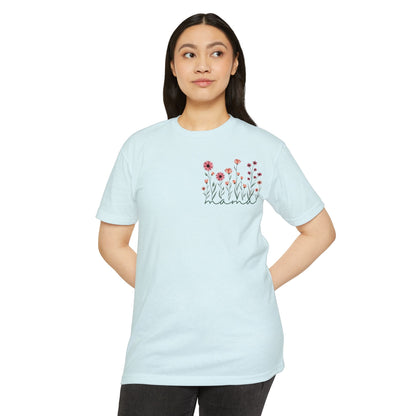 Minimalist Mother’s Day T-Shirt – Simple Heart Design Gift for Moms